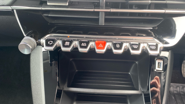 Peugeot 208 1.2 PureTech Active Premium 5dr Petrol Hatchback